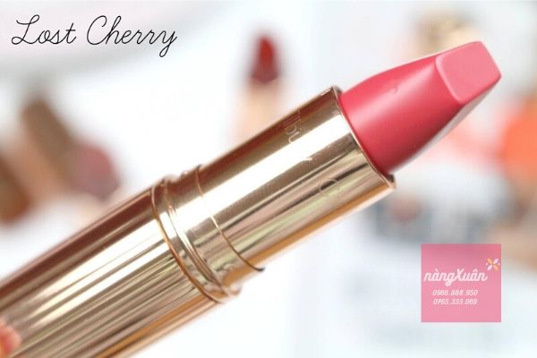 Thỏi CHARLOTTE TILBURY Matte Revolution Lipstick màu hồng san hô
