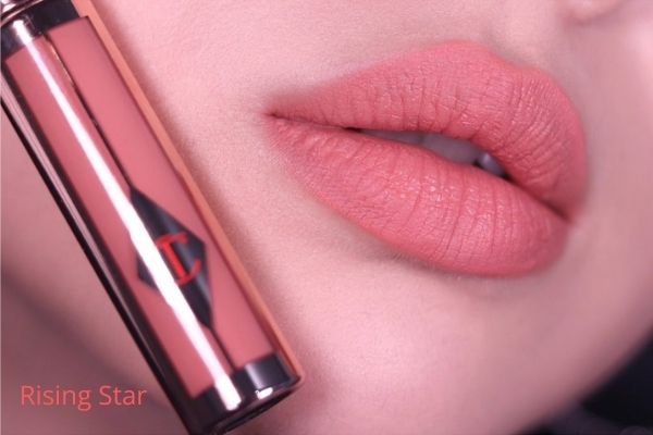 Review son Charlotte Tilbury Hollywood Lips Rising Star