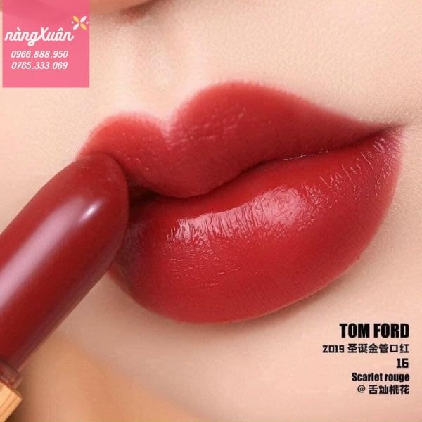 Son TOM FORD 16 Swatch