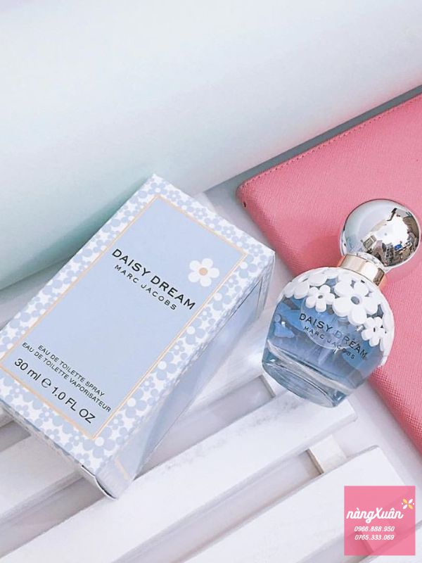 Nước hoa DAISY DREAM MARC JACOBS.