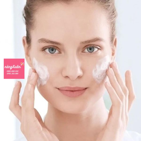 Cách sử dụng Sữa Rửa Mặt ESTEE LAUDER Perfectly Clean 
